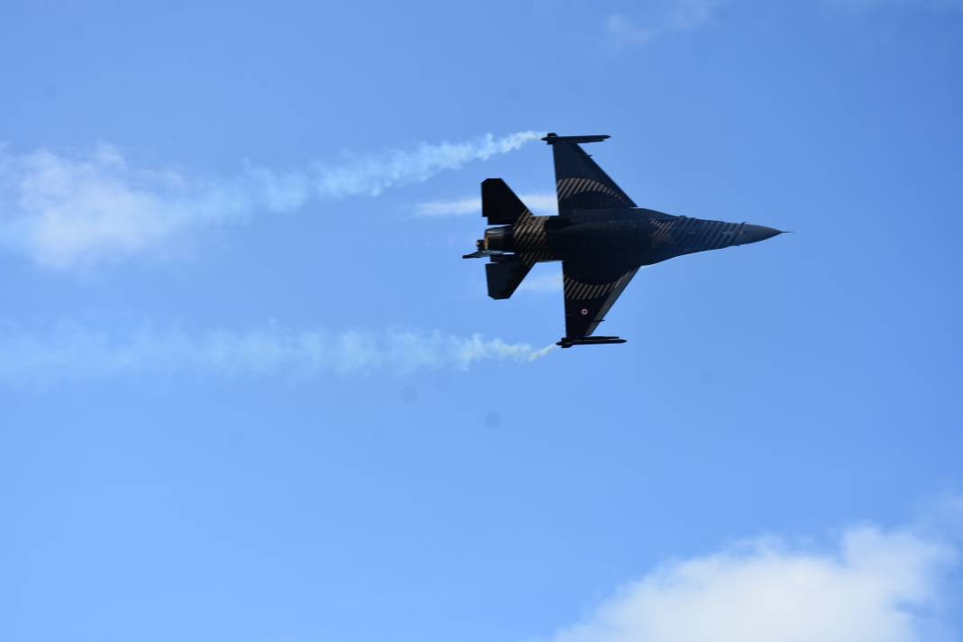 SOLOTÜRK Giresun'da nefesleri kesti - Resim: 7